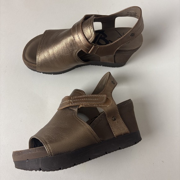 OTBT Waypoint Open Toe Wedge Sandal Womens 10 M Leather Comfy Boho Chic - Picture 1 of 12